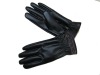 Leather gloves