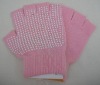 Knitted gloves