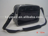 black shoulder bag