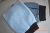 microfiber cleaning mitten with sponge