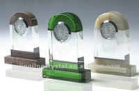 Simple crystal table clock