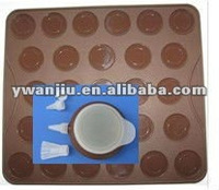 Easy squeeze macaron+27 hole macaron pad