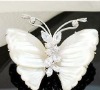 Free shipping!!!! Gentleness sweet mother pearl crystal butterfly brooch