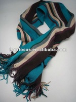 100% acrylic kniited stripe scarf